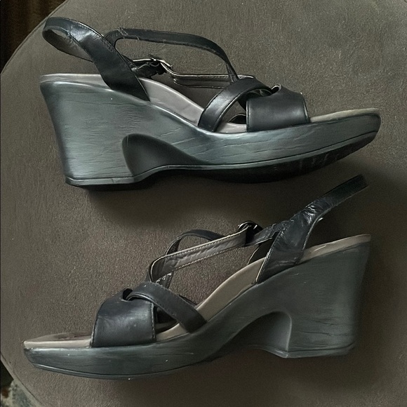 Dansko Black Strappy Wedge Heels Adjustable Straps Women’s 39 - Picture 6 of 7